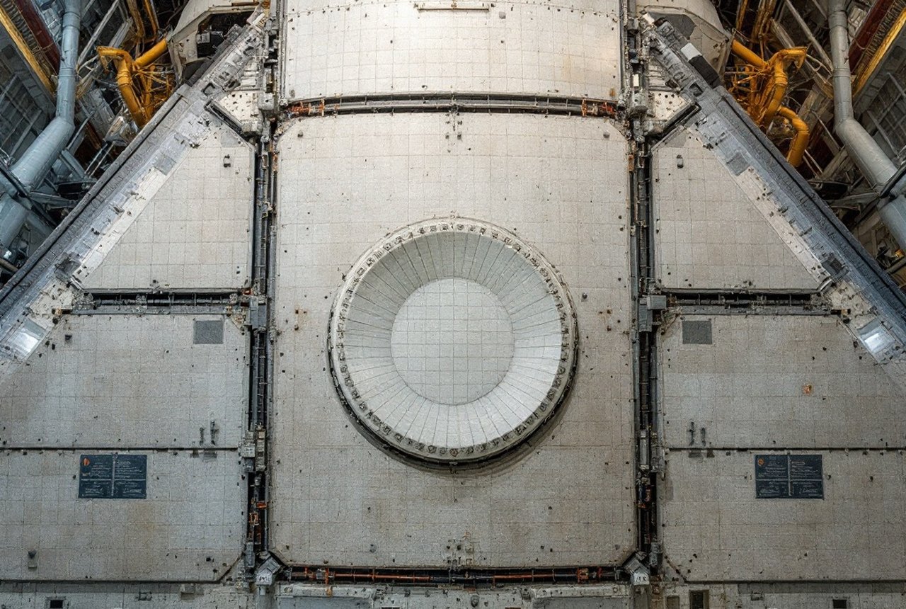 Underside of Space Shuttle showing ceramic tile heat shield